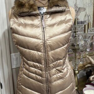 Talbots Women's Quilted Down Puffer Vest with Removable Fur Collar NWT